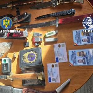 Grupare specializată în cultivarea și comercializarea canabisului, destructurată de polițiștii de frontieră și procurorii DIICOT