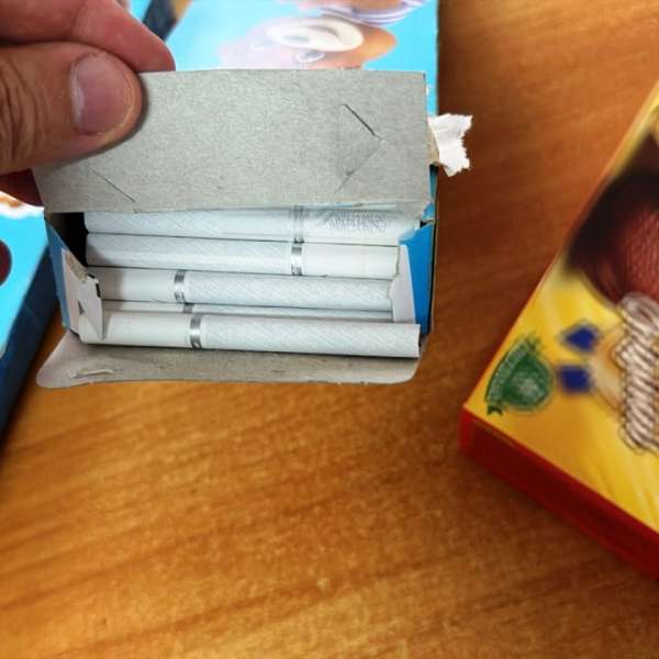 Cafea și dulciuri aromatizate cu țigări, descoperite la PTF Oancea