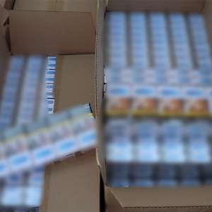 Actiune BLITZ: țigarete în valoare de peste 720.000 lei, ascunse într-un autocamion, descoperite de polițiștii de frontieră la Calafat. Șoferul a fost arestat preventiv