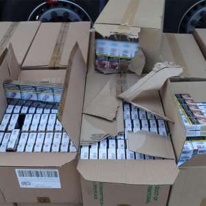 Actiune BLITZ: țigarete în valoare de peste 720.000 lei, ascunse într-un autocamion, descoperite de polițiștii de frontieră la Calafat. Șoferul a fost arestat preventiv