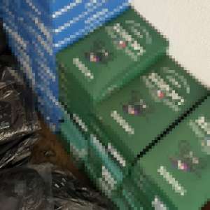 Aproximativ 4.000 de produse susceptibile a fi contrafăcute și 13.200 de țigarete fără timbru fiscal, descoperite de polițiștii de frontieră în cadrul unei acțiuni BLITZ