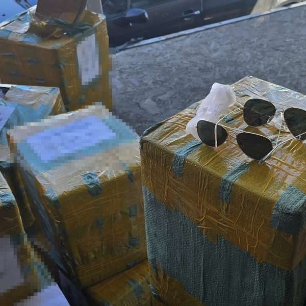 Mii de bunuri susceptibile a fi contrafăcute în valoare de peste 2 milioane de lei descoperite de polițiștii de frontieră constănțeni