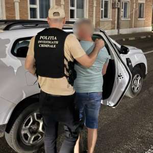 Infractori periculoși, căutați de autorități, reținuți în Albița