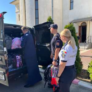 Back to School for All Kids”, ediția a IV-a, a ajuns în zona Făgetului
