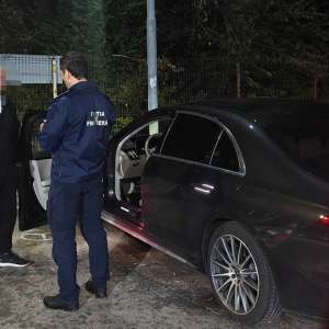 Autoturism de lux, căutat pentru confiscare în Cehia, depistat la PTF Rădăuți Prut