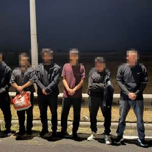 Șapte cetățeni străini fără drept de a călători în spațiul Schengen, depistați de polițiștii de frontieră