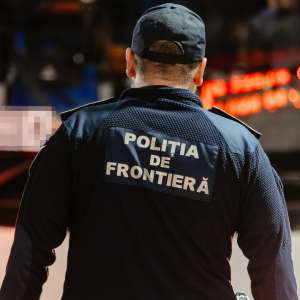 Autoturism fără drept de circulație în România - oprit în trafic