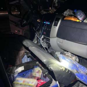 Aproximativ 150.000 de țigarete ascunse înautovehicule, descoperite de polițiștii de frontieră încadrul acțiunii „Autumn Operation”