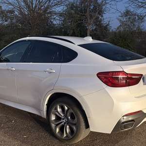 Automobil de lux în valoare de 175.000 de lei, furat din Slovacia, reținut la PTF Albița