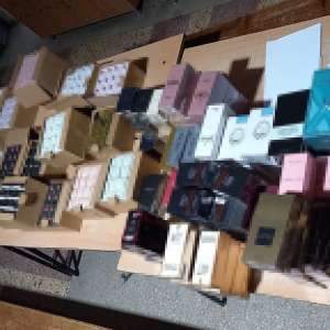 Bunuri susceptibile a fi contrafăcute în valoare de 1,4 milioane de lei, descoperite de polițiștii de frontieră constănțeni
