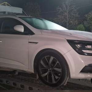 Autoturisme furate din Italia și Elveția, reținute în PTF Albița
