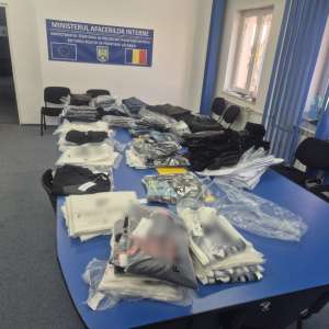 Aproximativ 3.000 de produse susceptibile a fi contrafăcute, indisponibilizate de polițiștii de frontieră din Giurgiu și Călărași