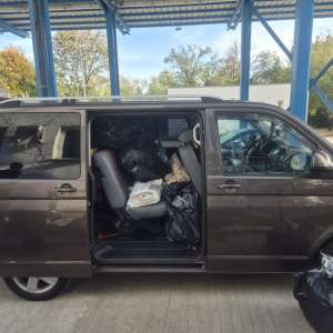 Aproximativ 3.000 de produse susceptibile a fi contrafăcute, indisponibilizate de polițiștii de frontieră din Giurgiu și Călărași