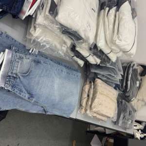 Produse susceptibile a fi contrafăcute, în valoare de aproximativ 400.000 lei, depistate de polițiștii de frontieră din cadrul Inspectoratului Teritorial al Poliției de Frontieră Giurgiu