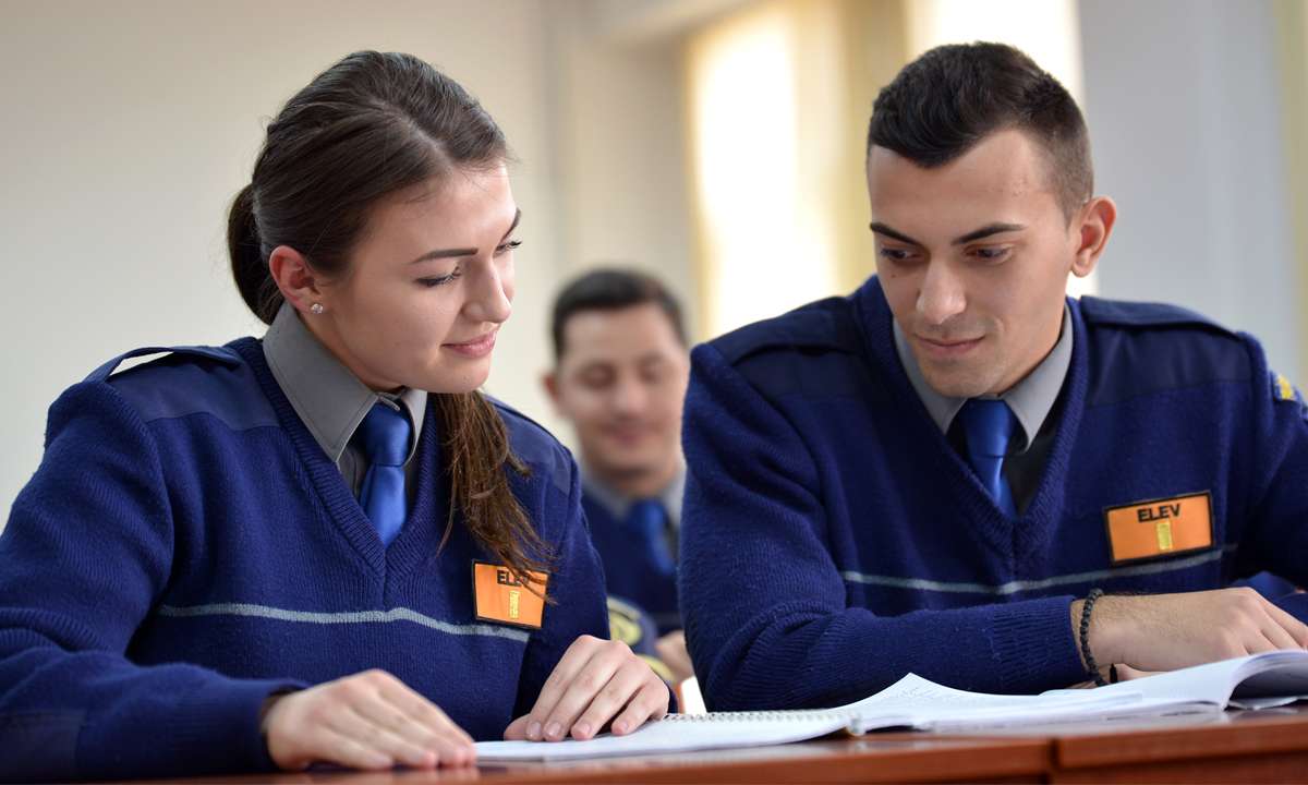 S-a dat startul la frontieră! O nouă sesiune de admitere! Pregătim la Oradea 240 viitori poliţişti de frontieră!